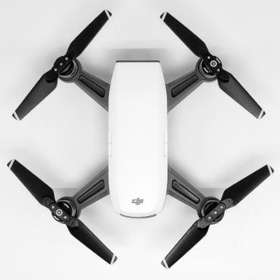 智能硬件与网络工程的无人机使用方法介绍